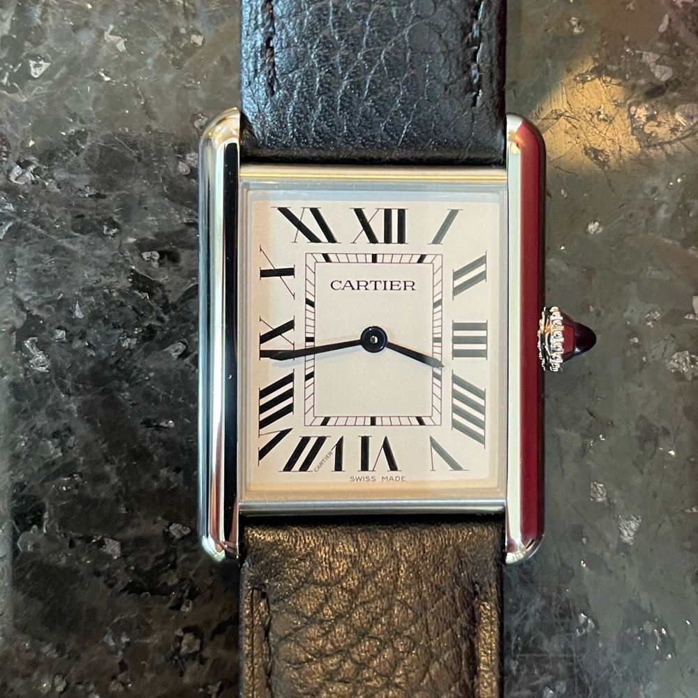 Cartier Tank Must Large 2022 - full set, box and papers